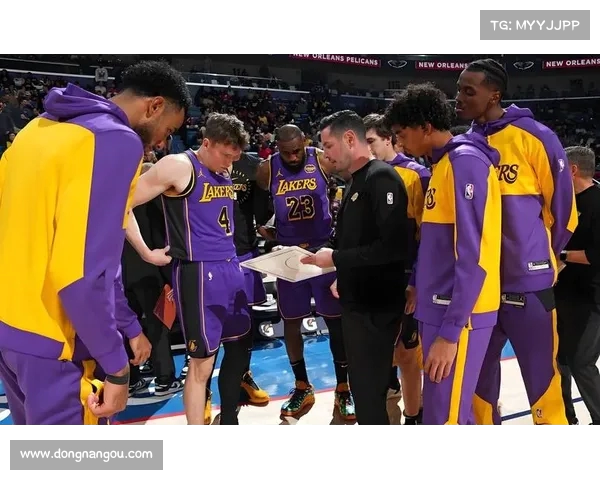 深度剖析NBA战术体系如何影响比赛进程及球队胜负走势 深度剖析NBA战术体系如何影响比赛进程及球队胜负走势